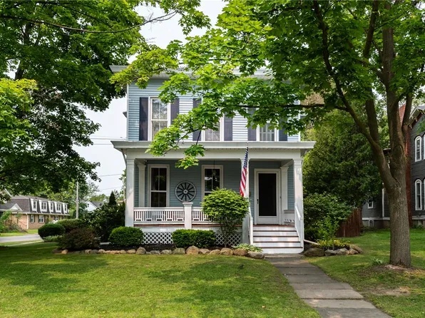 29 Ellicott Ave, Batavia, NY 14020