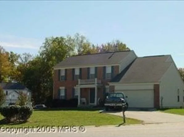2215 Community Dr, Waldorf, MD 20601