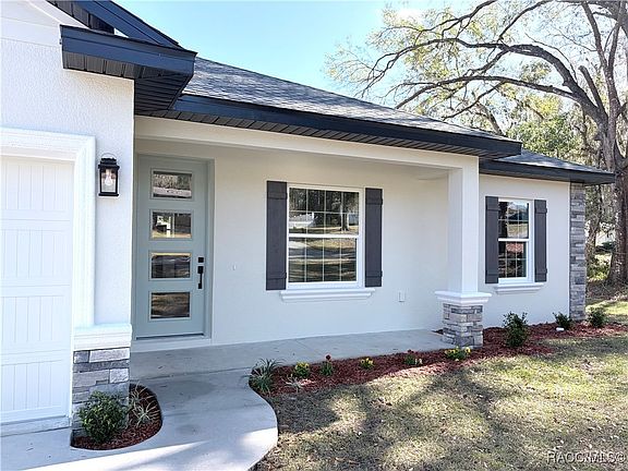 3rd image of 810 Windy Ave