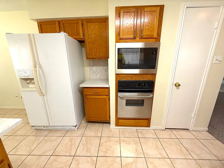 10555 Walnut Glen Dr — Photo 7