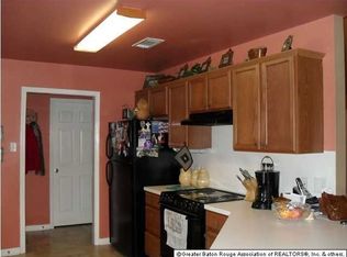 38173 Hidden Point Ave, Geismar, LA 70734