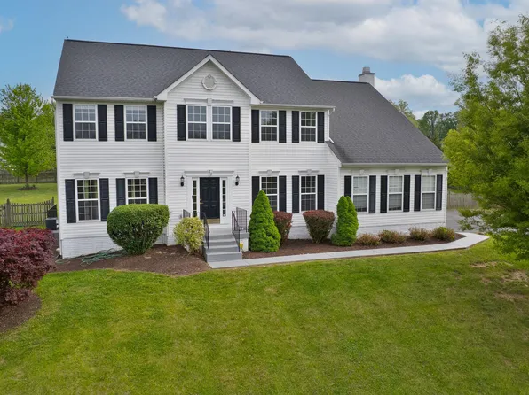 40 General Semmes Ct, Harpers Ferry, WV 25425