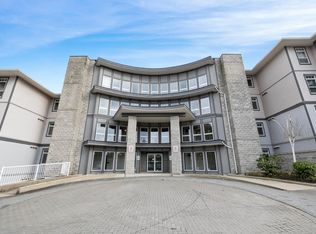 13277 108th Ave #328, Surrey, BC V3T 0A9