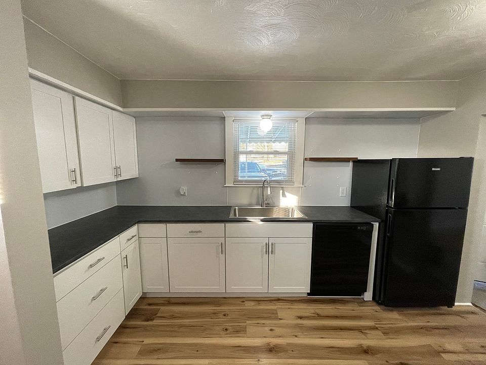 1st image of 1156 Bechtel Ave