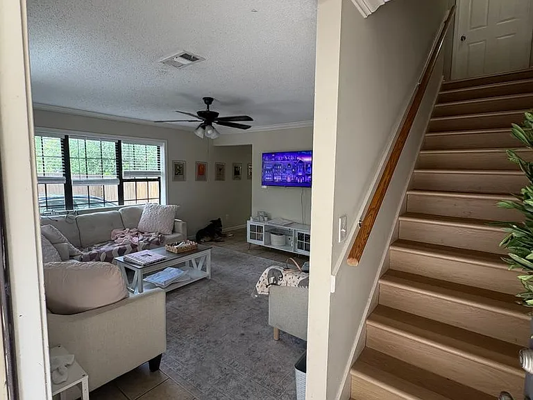 1411 Pierce Ave #C — Photo 8