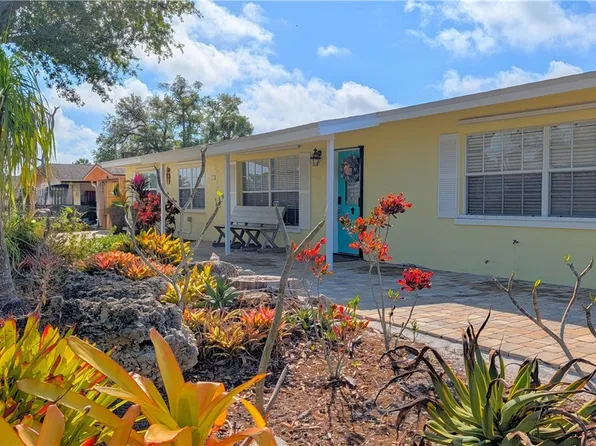 1212 Pineland Ave, Venice, FL 34285