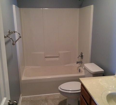 4th image of 2395 Loeschs Ln