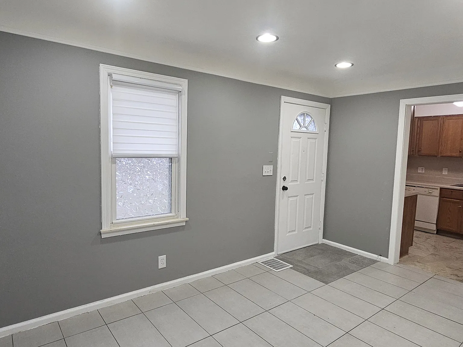 2 bed, 876 sqft, $1,500 — Photo 4