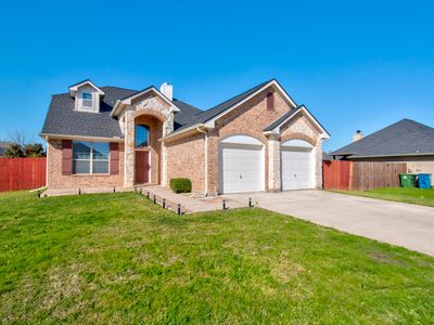232 Glenview Dr, Aubrey, TX, 76227