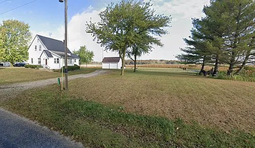 8720 E 50 N Photo 1