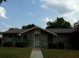 4022 Mayflower Dr, Garland, TX