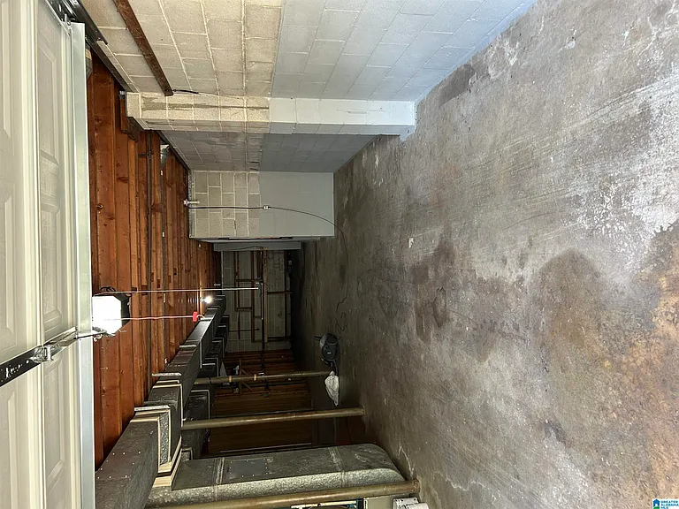 531 Tinker St — Photo 23