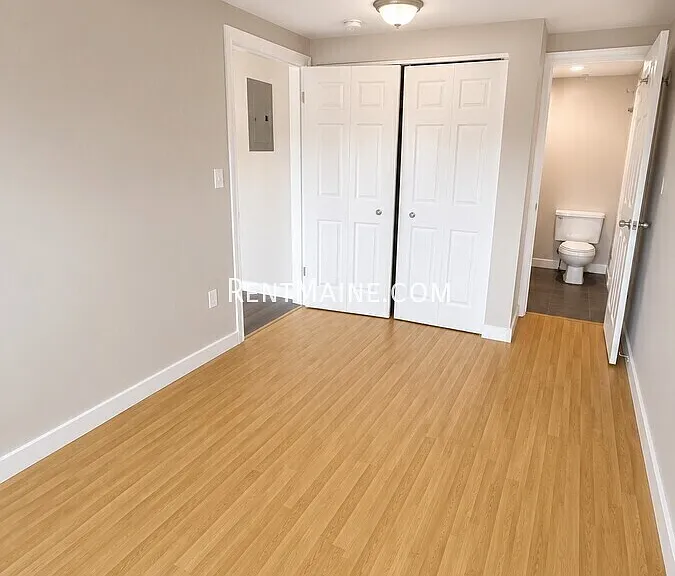 1190 Augusta Rd #8 — Photo 8