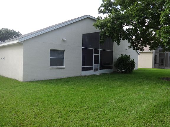 2nd image of 525 Seascape Ave