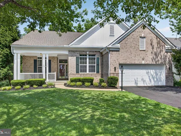 12036 Rutherglen Pl, Bristow, VA 20136