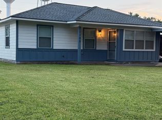 1105 Woodbine Dr, West Columbia, TX 77486