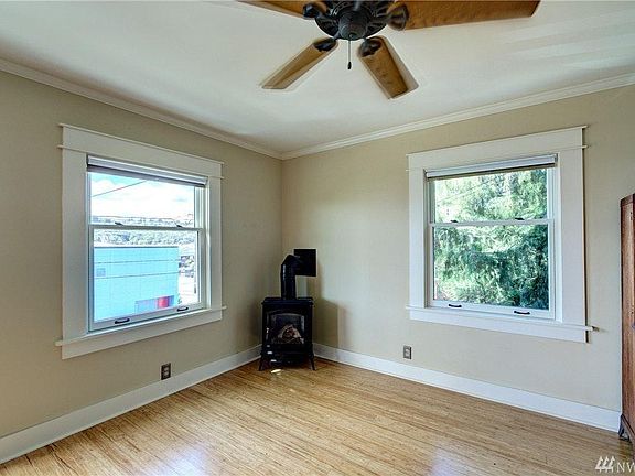 3rd image of 1916 14th Ave W Unit A