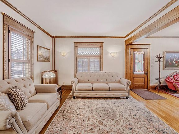 3rd image of 770 Ashland Ave