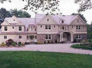 19 Goodhill Rd, Weston, CT 06883