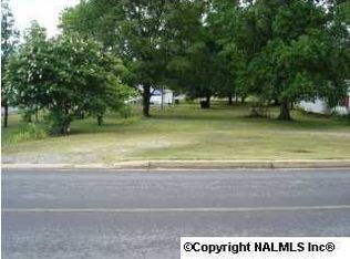 203 20th St SW, Fort Payne, AL 35967
