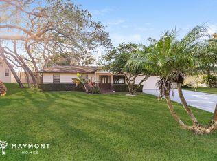 182 Vermont Ave, Tarpon Springs, FL 34689