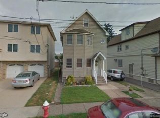 17 Lincoln Pl #2, Wallington, NJ 07057