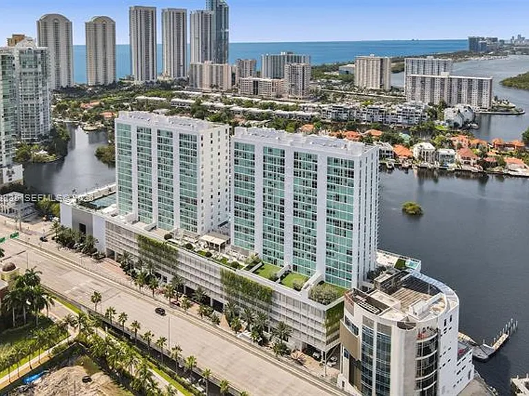 400 Sunny Isles Blvd #2021 — Photo 49