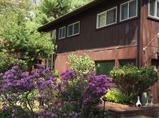 38 Flanders Rd, Westborough, MA 01581