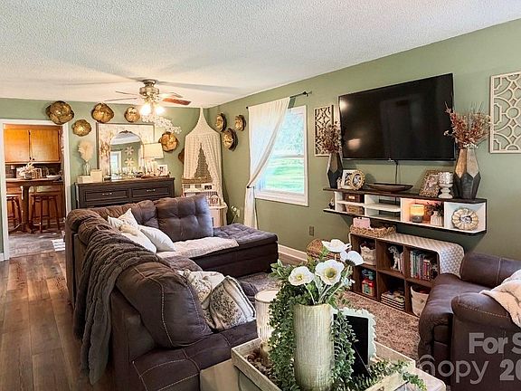 5th image of 2064 Alberton Ln
