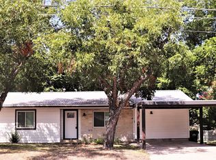 1002 N Main St, Burnet, TX 78611