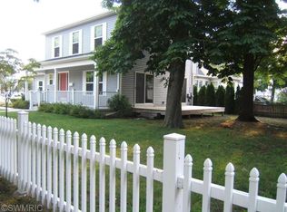 1303 Forres Ave, Saint Joseph, MI 49085