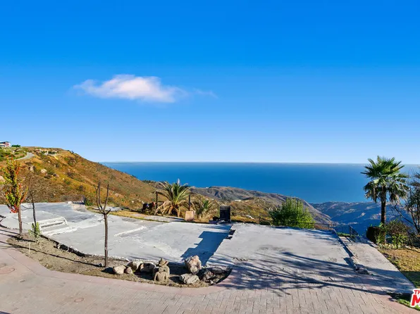 23010 Saddle Peak Rd, Topanga, CA 90290