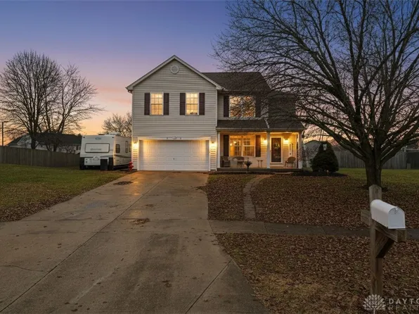 8737 Appleridge Ct, Franklin, OH 45005