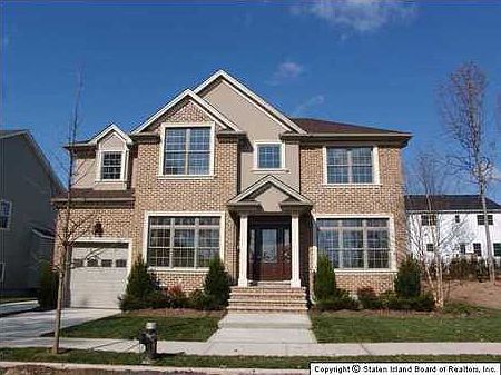 1st image of 44 Dintree Ln