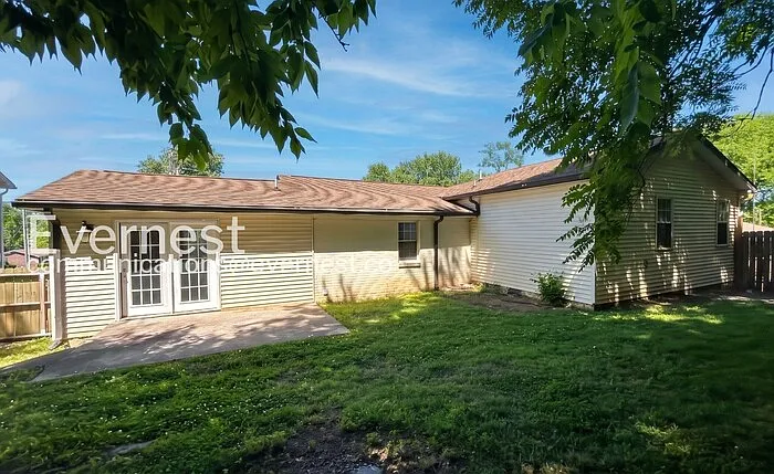 404 Dabney Dr — Photo 18