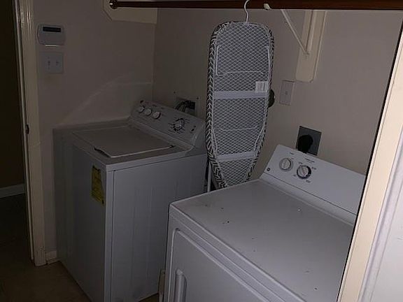 5th image of 8434 Resada Park Ln
