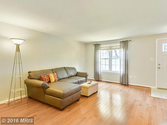 4th image of 6486 Brickleigh Ct
