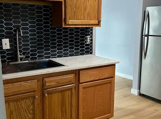 3663 Davenport St #4, Omaha, NE 68131