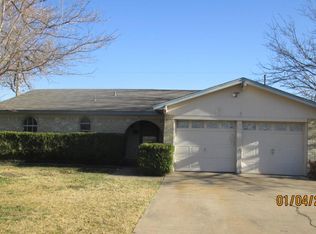 3025 Raton Dr, Fort Worth, TX 76116