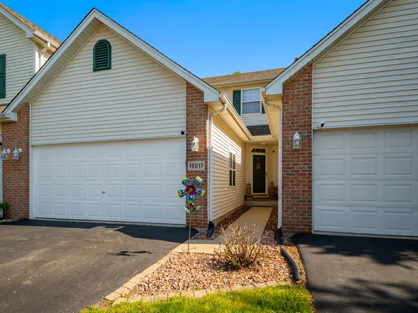 16017 W Iroquois Dr, Lockport, IL 60441
