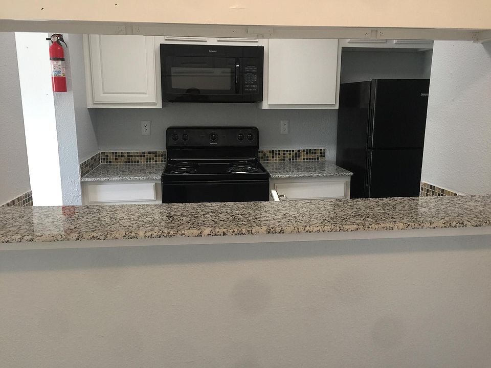 1st image of 10050 Westpark Dr APT 1916