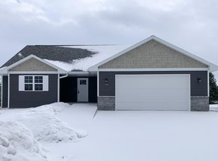 512 Jackson Ave, Fall Creek, WI 54742