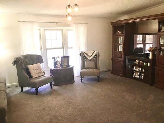 3rd image of 10857 W Gateway Dr