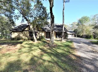 12240 Pine Oak Cir, Dickinson, TX 77539