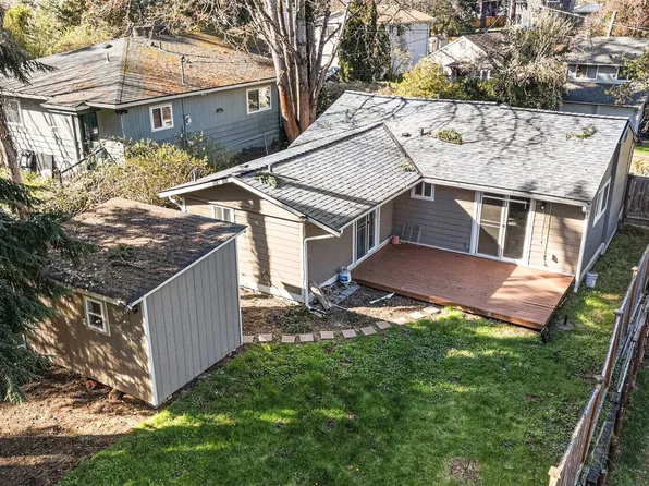 2327 NE 86th Street, Seattle, WA 98115