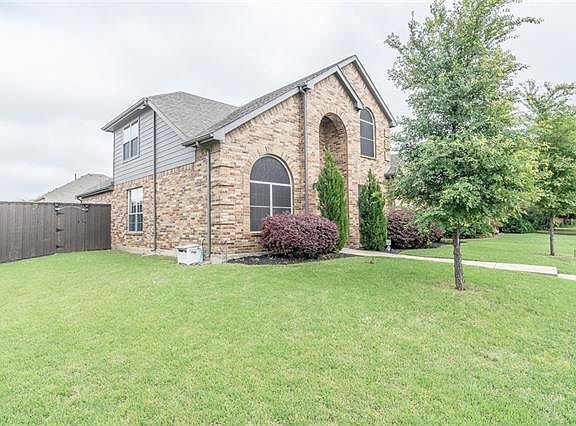 2nd image of 8098 Palisades Dr