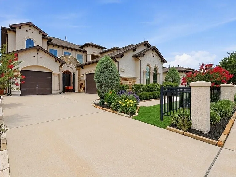 11218 Oudney Ct — Photo 1