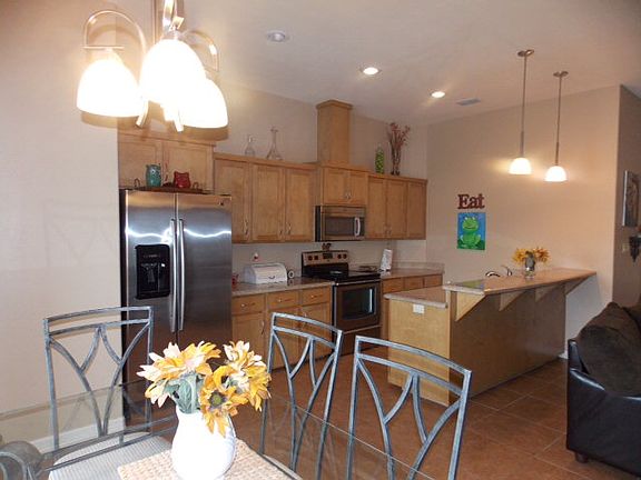 3rd image of 2815 Mimosa St APT 12