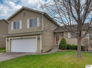 16523 Butler Ave, Omaha, NE 68116