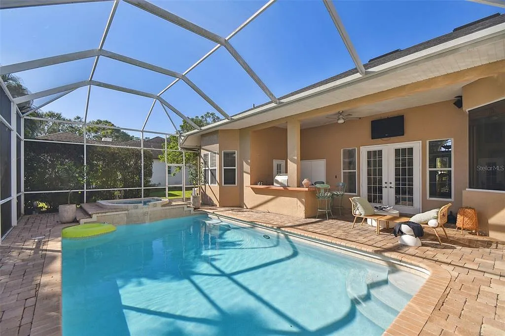 4 bed, 4.0 bath, 3400 sqft, $6,200 — Photo 4